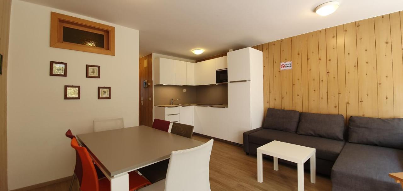 Residence Lores 2 Marilleva Zewnętrze zdjęcie